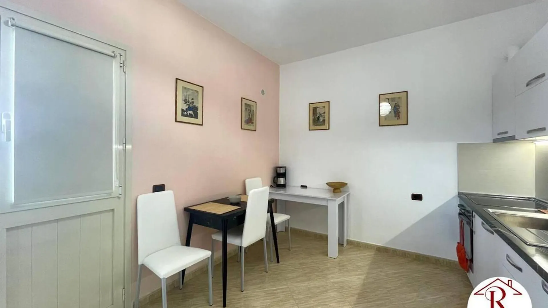 Spacious Apartment With 1 Bedrooms And Separate Ki Durres