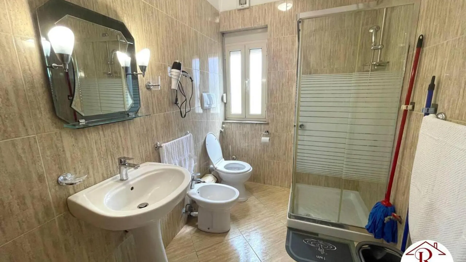 Spacious Apartment With 1 Bedrooms And Separate Ki Durres Albania