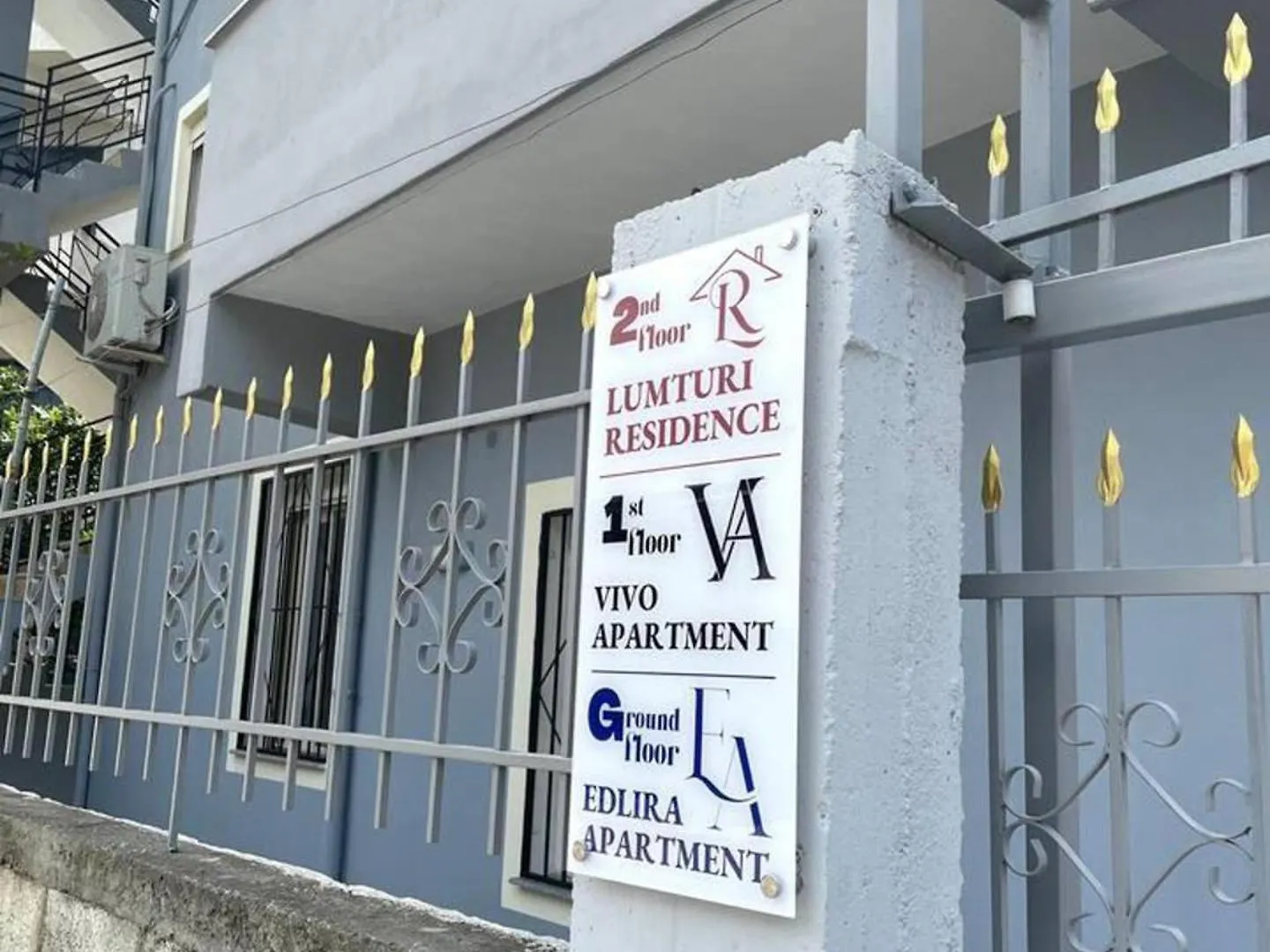 Spacious Apartment With 1 Bedrooms And Separate Ki Durres